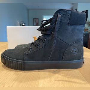 Timberland Skyla Bay Boots size 7.5W